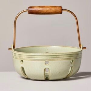 Stoneware Berry Bowl with Carrying Handle Green - Hearth & Hand™ with Ma…